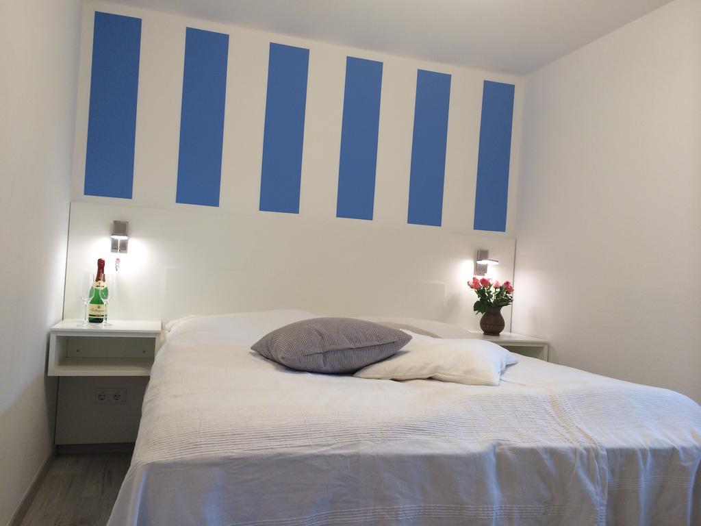 Ferienzimmer Luett Юлиусрух Екстериор снимка